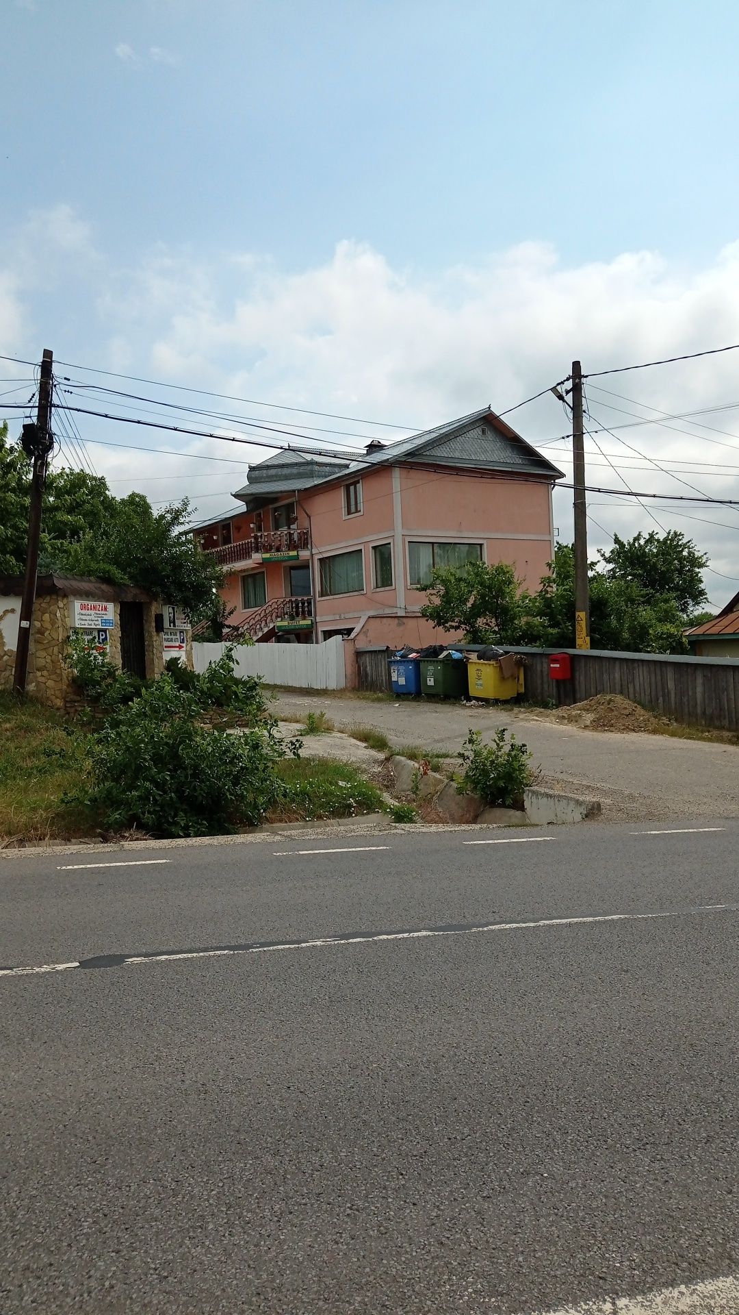 Casa s-au spațiu comercial