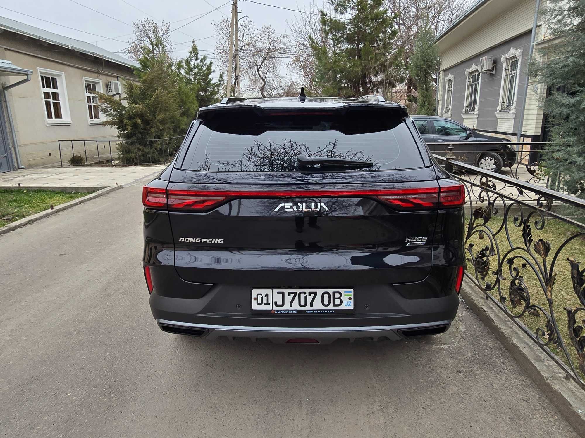 Prodayo'tsya Dong Feng Aelous Huge, Hybrid, 1,5 litr turbo + elektro.