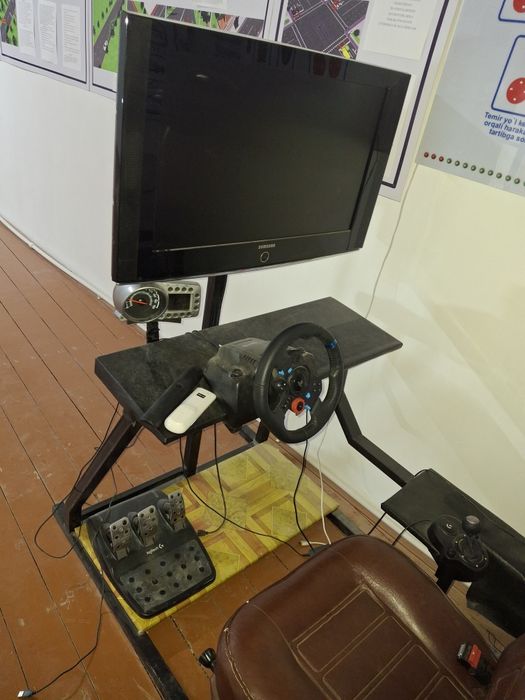 Игровой рул LOGITECH G29