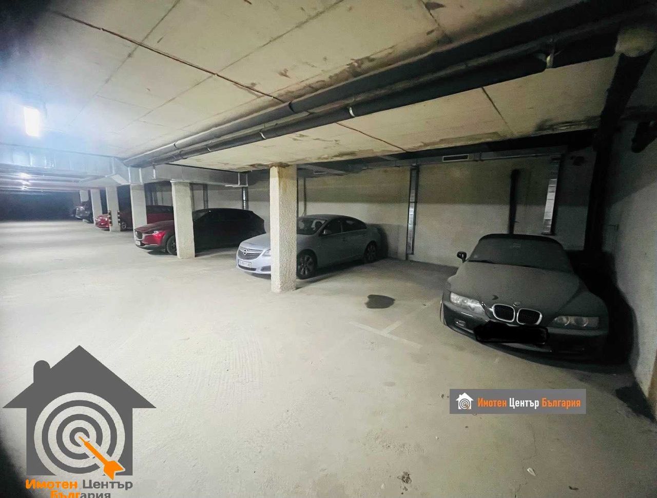 Продава се Гараж / Паркомясто в София, Студентски град - 16 кв.м за 1563 €/кв.м - Снимка #1