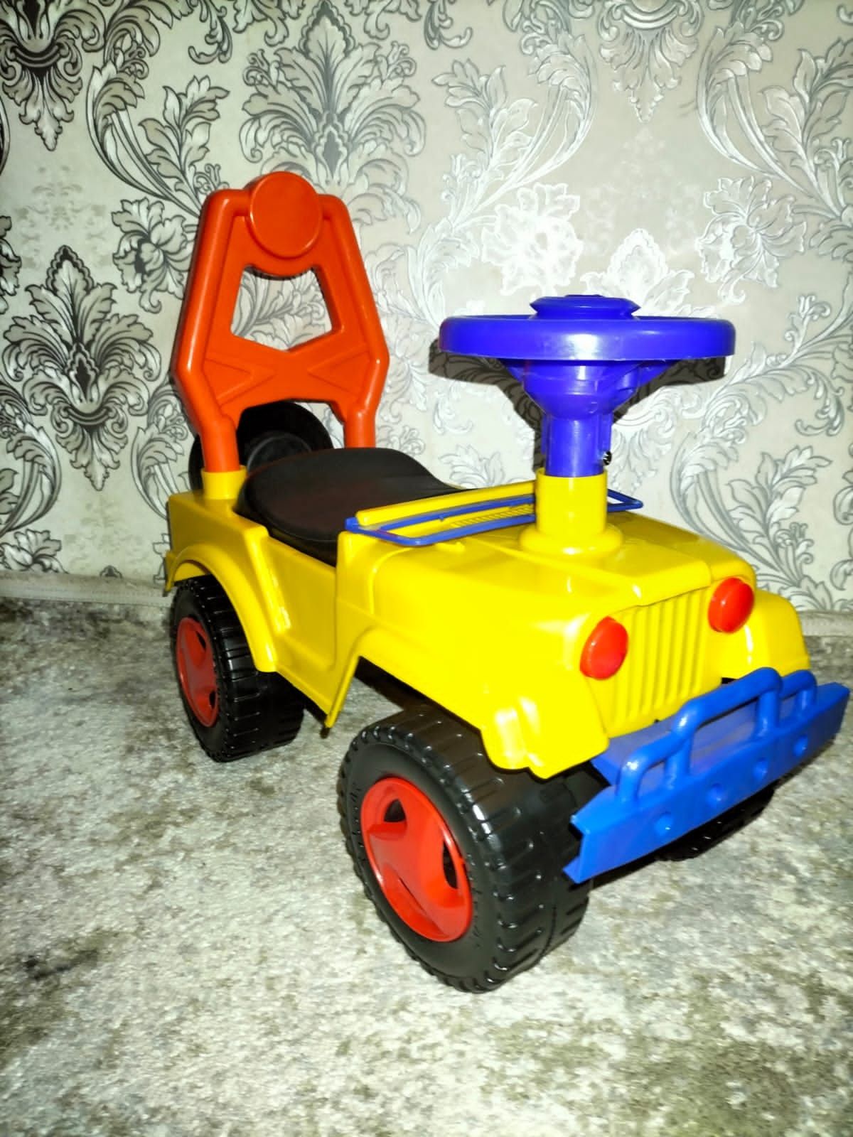 Толокар детская игрушка машинка