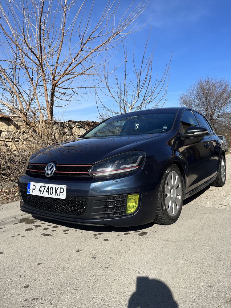 Продавам VW Golf 6 2.0tdi