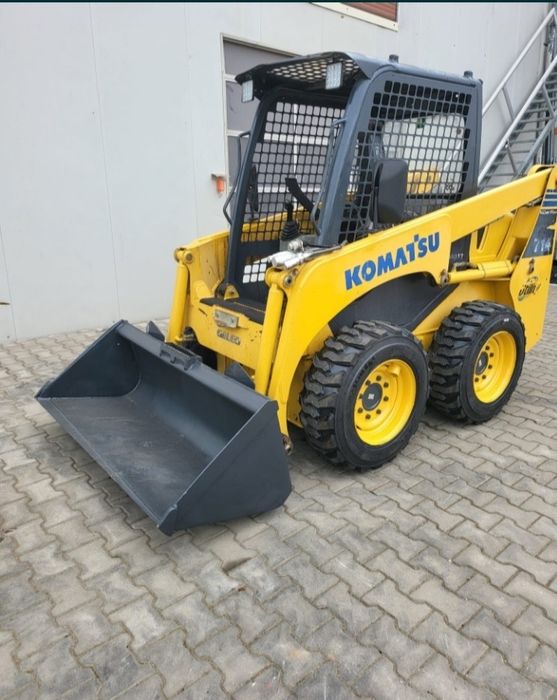 Evacuări moloz servicii de debarasări moluz , decopertări gresie