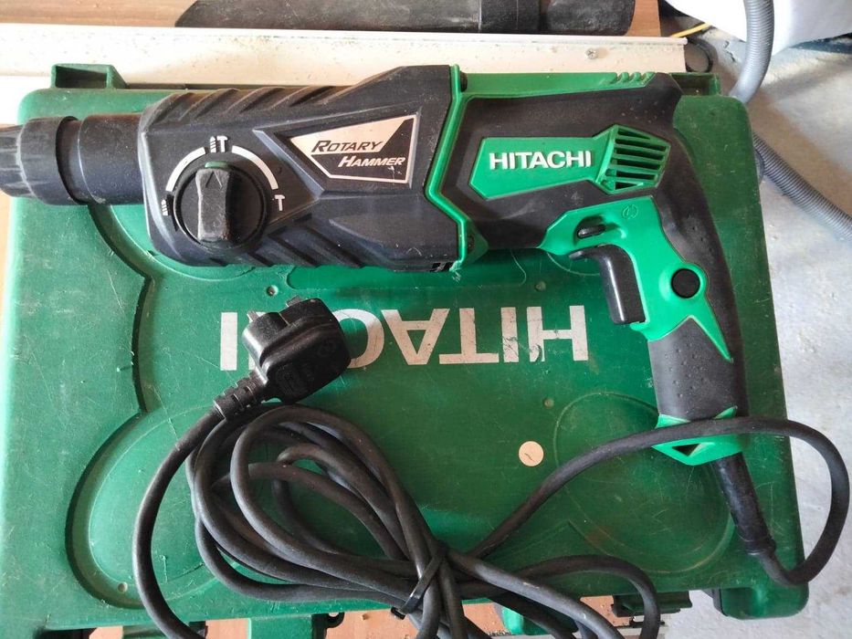 перфоратор HITACHI