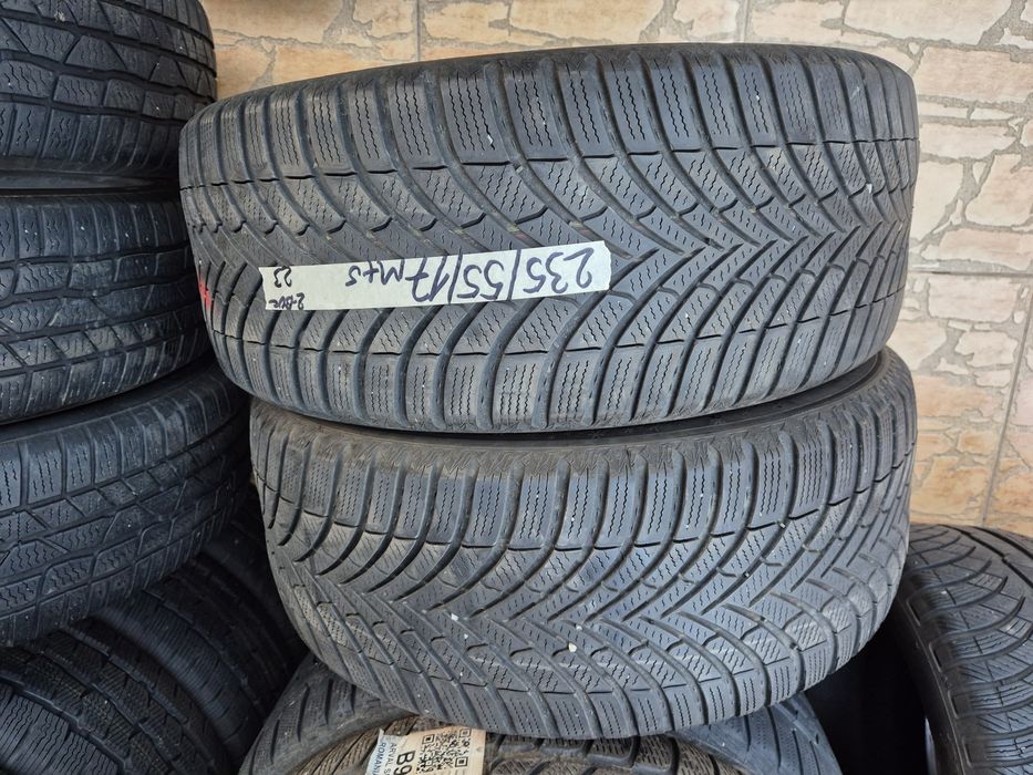 Vând cauciucuri 235/55/17 M+S 2 buc //Semperit// dot 43/2023