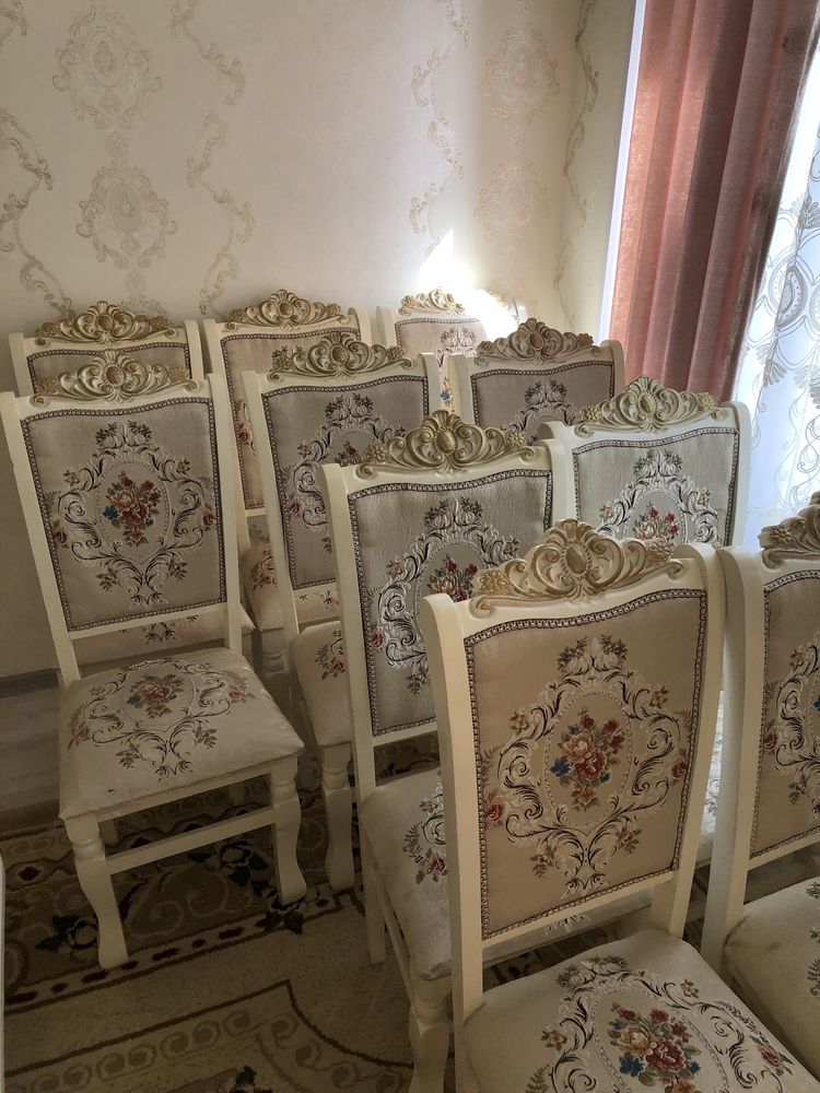 Стулья для гостинной