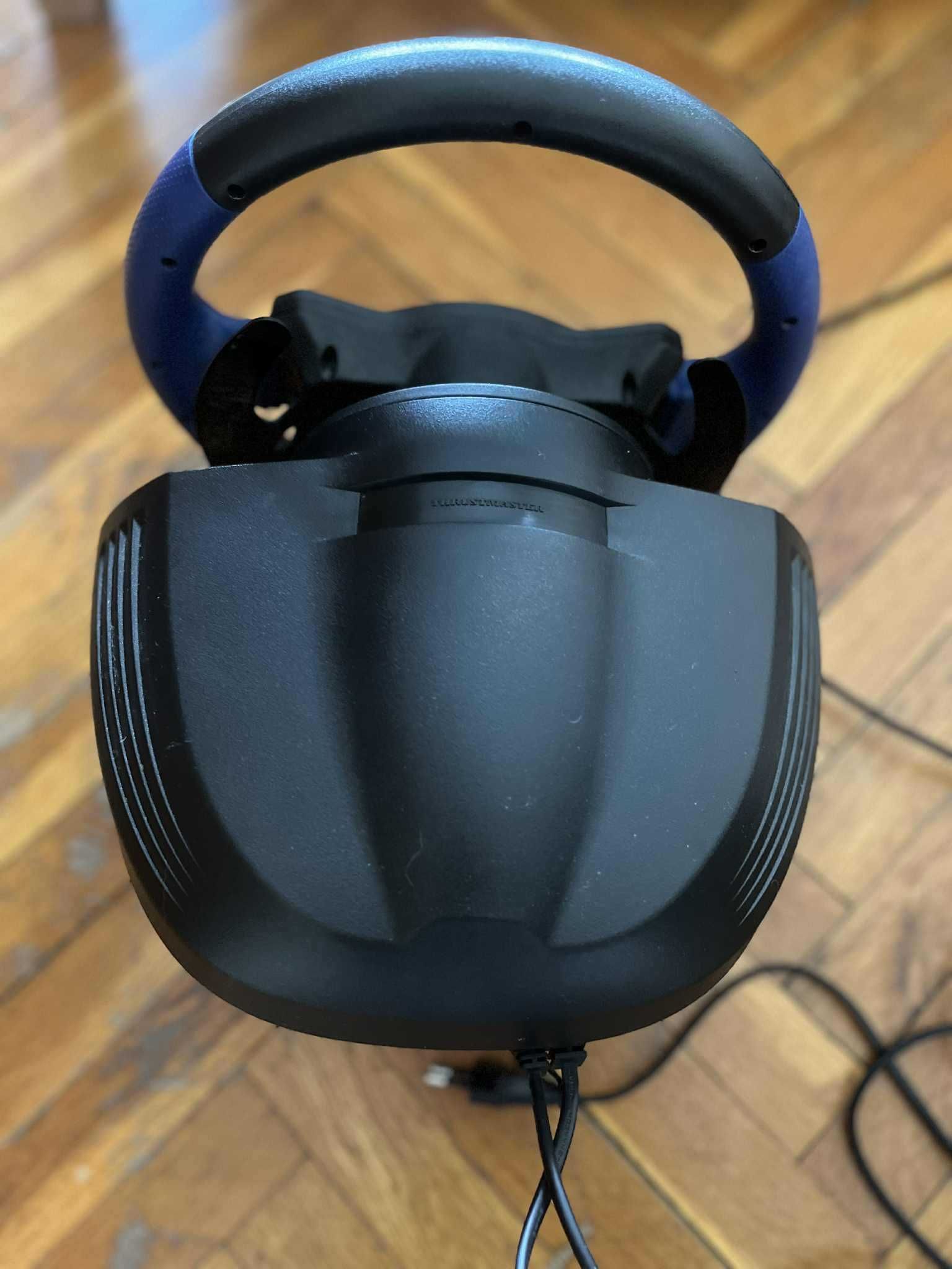 Волан Thrustmaster T150