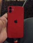 Vând IPHONE 11 funcționează impecabil nu are defecte mai multe în pv