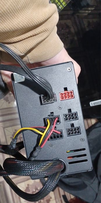 Sursa 650w  semimodulara