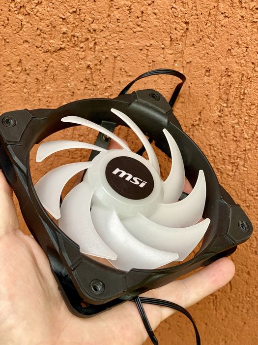 Ventilator MSI Max F12A-3H