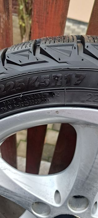 Anvelope 225/45/17