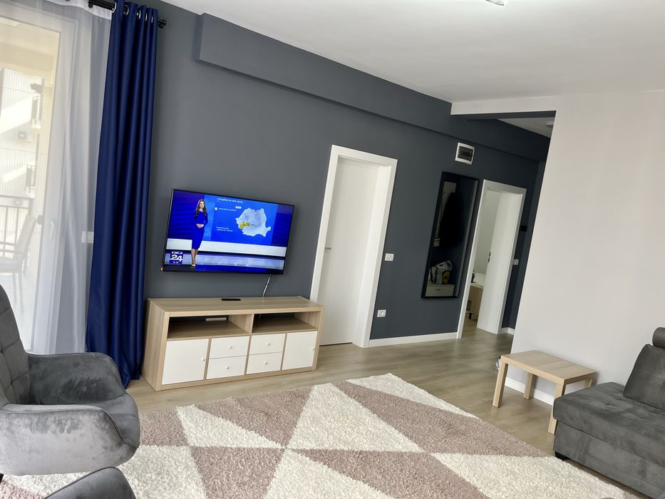 Proprietar inchiriez apartament 2 camere Timisoara,loc de parcare