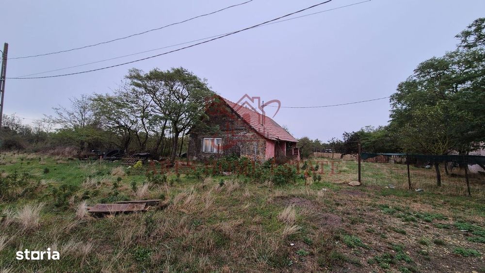 Teren 910 mp cu casa veche – Seceani - 30 km de Timișoara