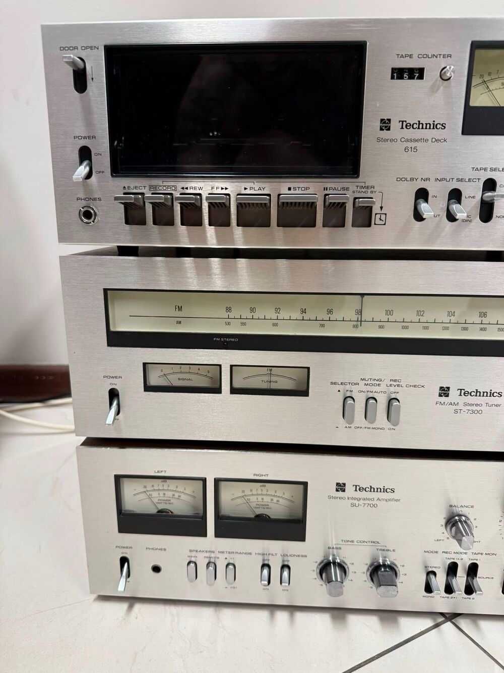 Ретро аудио сет TECHNICS - Усилвател, Тунер , Дек + Колони SB-3030