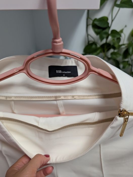 Pantaloni albi cu talie inalta BSB