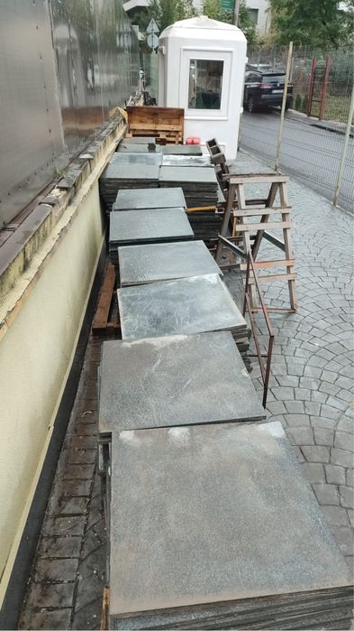 Placi granit 600x600x15 mm