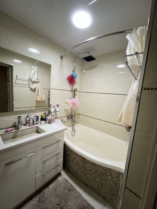 4/2/4 77-СЕРИЯ Буз-2 Эко базар 90м²