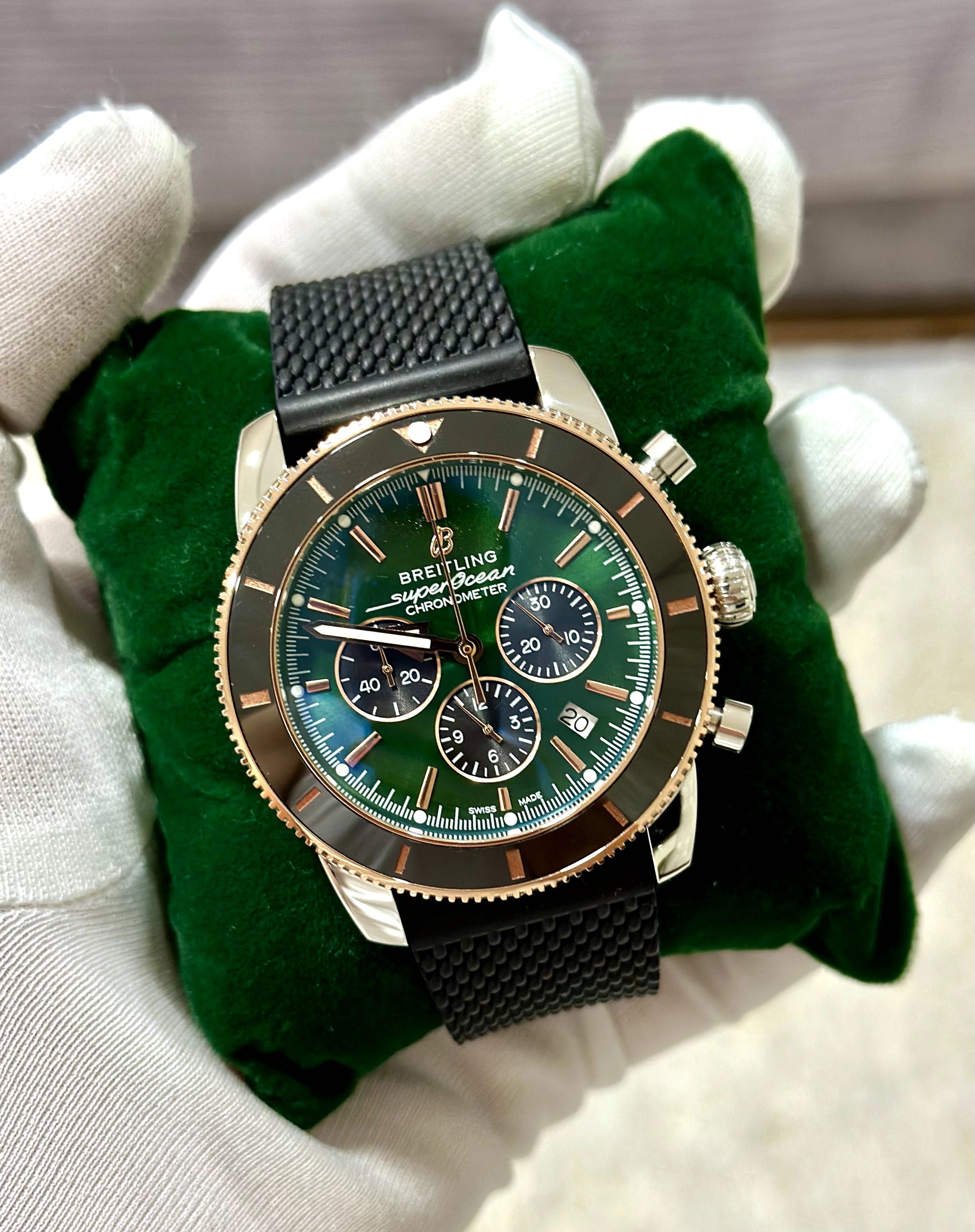 Breitling Superocean Chrono Green DIal