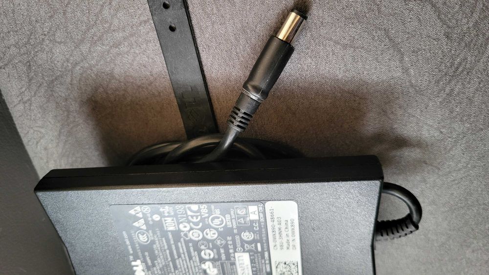 DELL Incarcator Adaptor 19,5V-4.62A fuctional 90W
