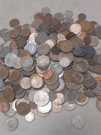 Чуждестранни монети над 300бр  80лв