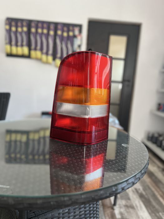 Stop stanga mercedes vito