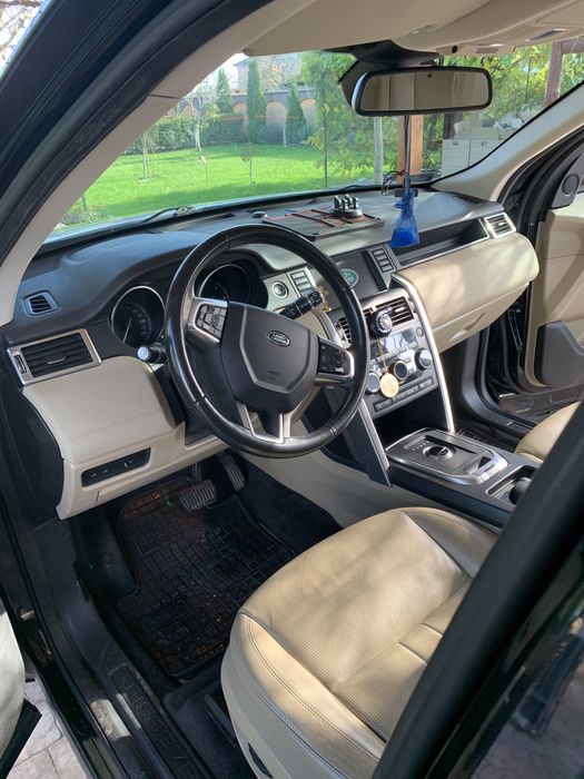 land rover discovery sport