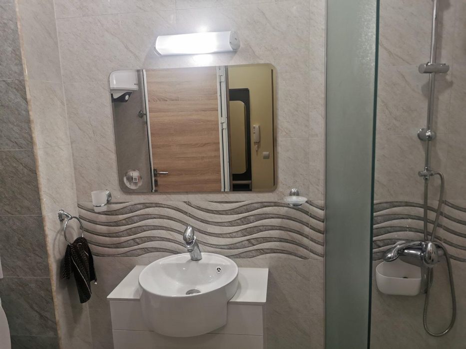 Дава се под наем Двустаен апартамент в Пловдив, Младежки Хълм - 60 кв.м за 500 € - Снимка #4