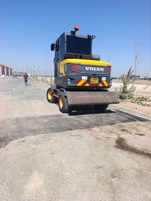 ekskavator volvo 60 sotiladi