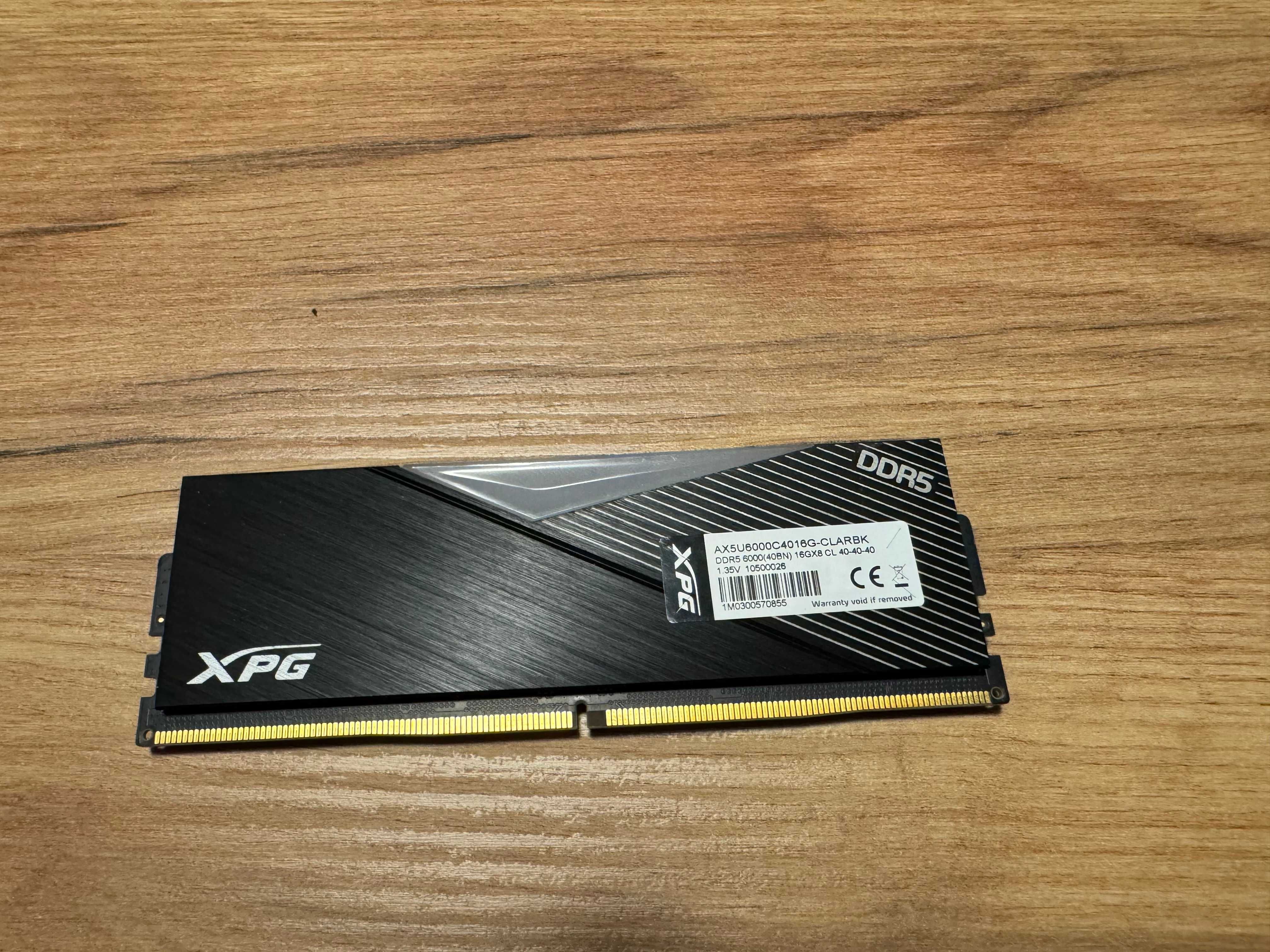 DDR5 A-DATA XPG kit, 2x16 RGB 6000 Mhz 40-40-40