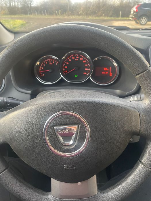 Vand masina Dacia Logan