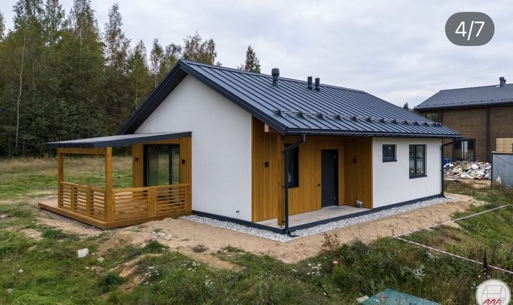 Case modulare de diferite modele si dimensiuni, din structura metalica