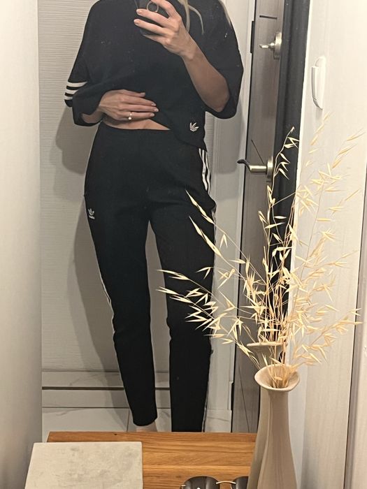 Долница спортна нова Adidas