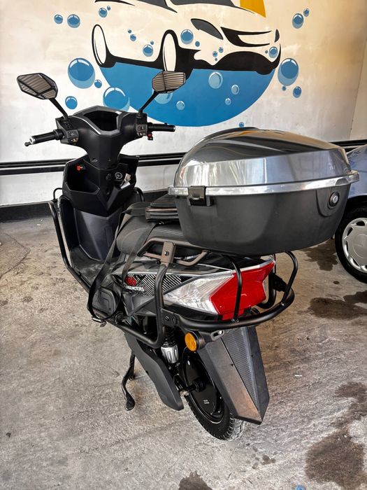 Скутер срочна сотилади!