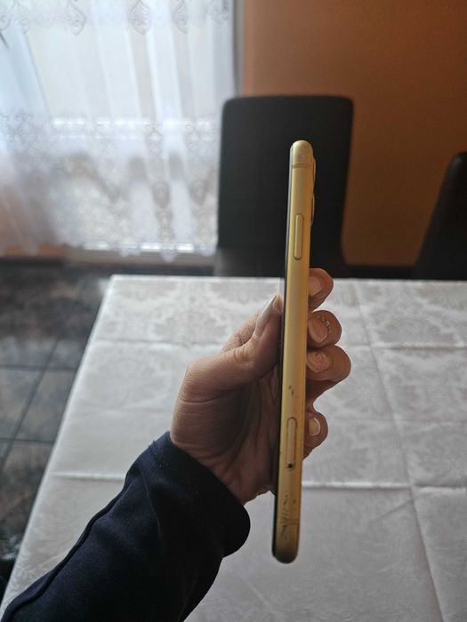 iPhone 11, 64GB. Работи отлично