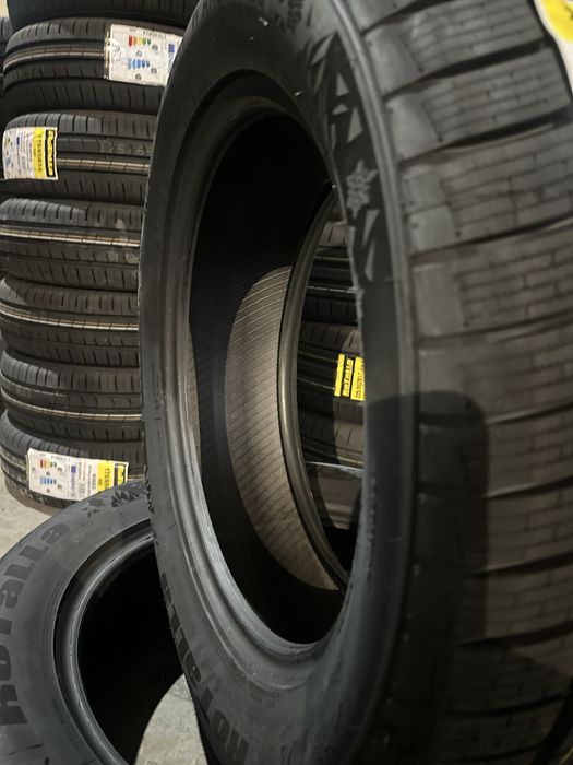 Нови Зимни Гуми Rotalla S330 235/55R18 104V XL НОВ DOT БОРД 2355518