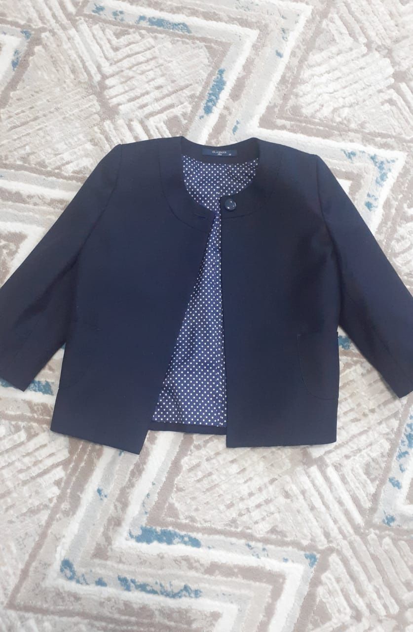 Продам форму для девочек