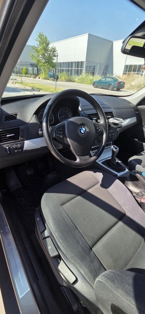 Vând BMW X3 an de fabricație 2007 luna octombrie,2,0 benzină