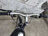 Bicicleta cu motor