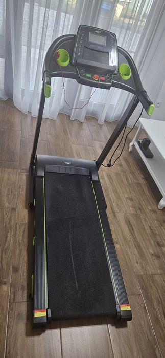 Banda de alergat DHS - stare foarte buna