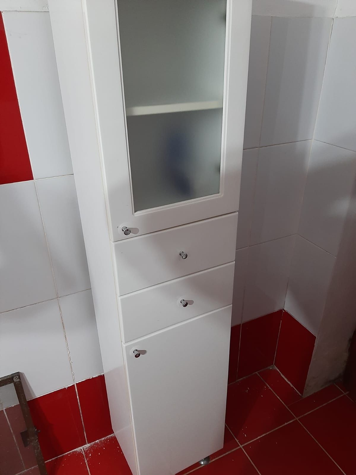 Corp baie culoare alb