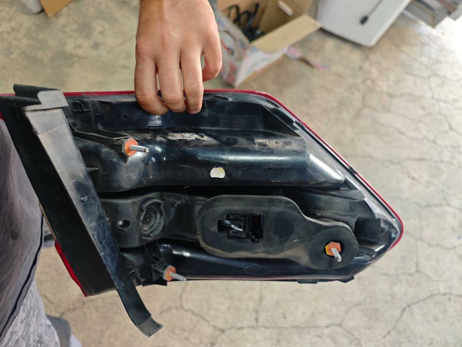 Стоп мерцедес W212 Avant платка диоди счупено стъкло