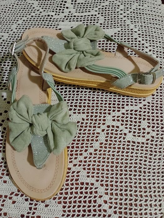 Ghete ,teniși ,sandale diverse modele  papuci