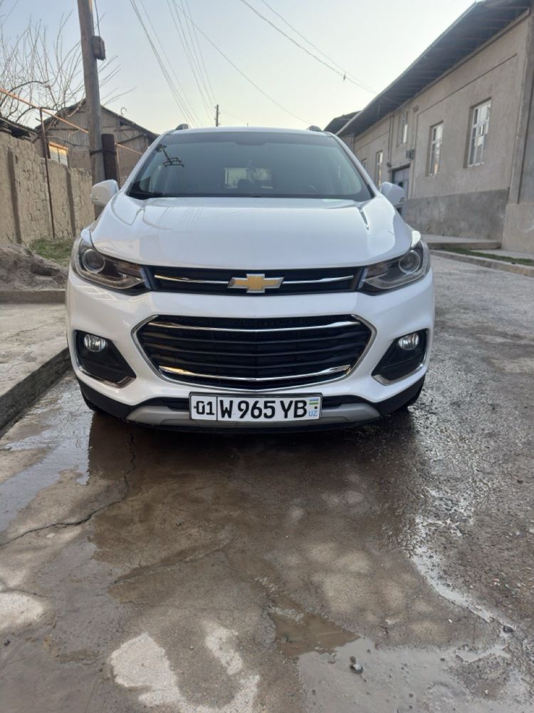 Chevrolet Tracker Primer full 2020