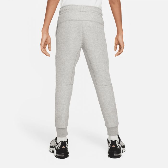 Оригинално ново долнище Nike Tech Fleece