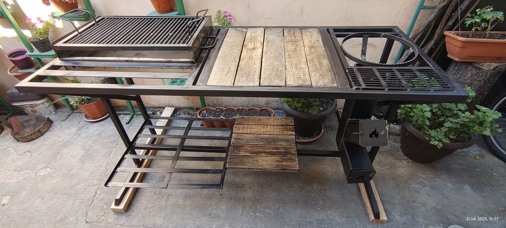 Masa grătar pirostrie racheta