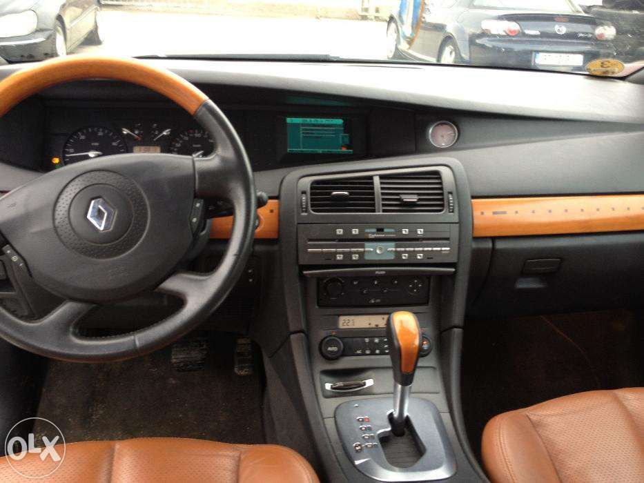 Dezmembrez Renault Vel satis 3,0 dci si 2,2 dci 2004