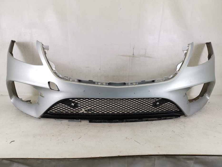 Предна броня с долна решетка Повредена Мерцедес-Бенц С-Клас / Mercedes