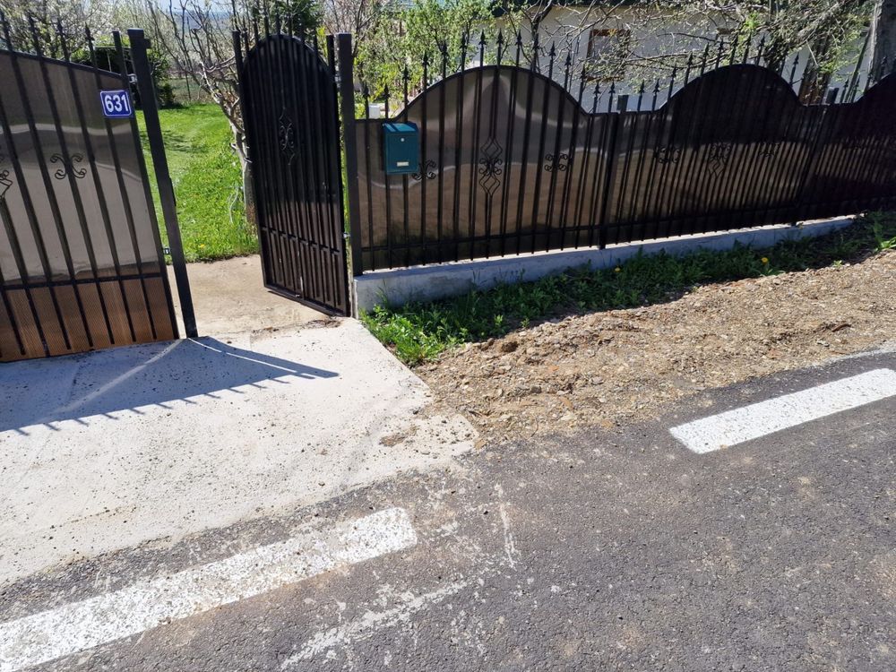Casa renovata 2021 - 110mp si 900mp curte, canalizare, sosea asfaltata