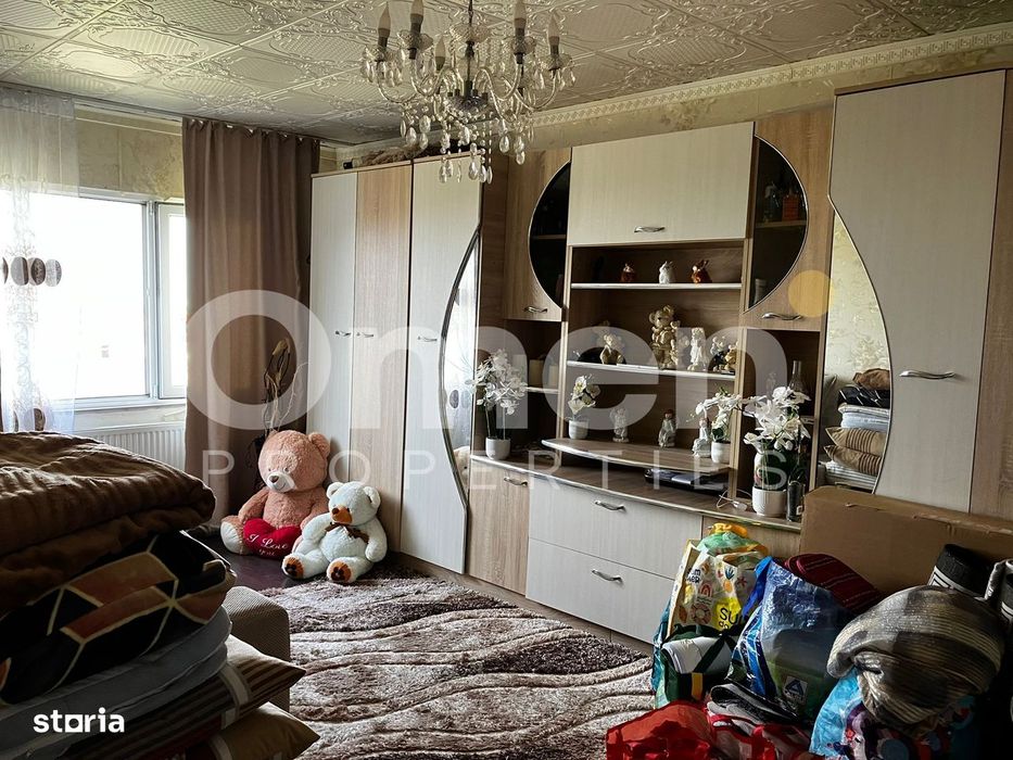 Garsonieră de vânzare – Bd. Regele Ferdinand, etajul 4, recent renovat