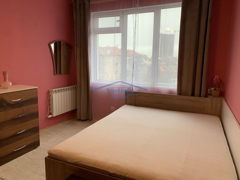 Дава се под наем Тристаен апартамент в София, Център - 90 кв.м за 790 € - Снимка #6